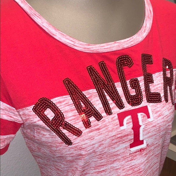 New Era Genuine Merchandise Red and White Sequined Texas Rangers Tee - Picture 4 of 10